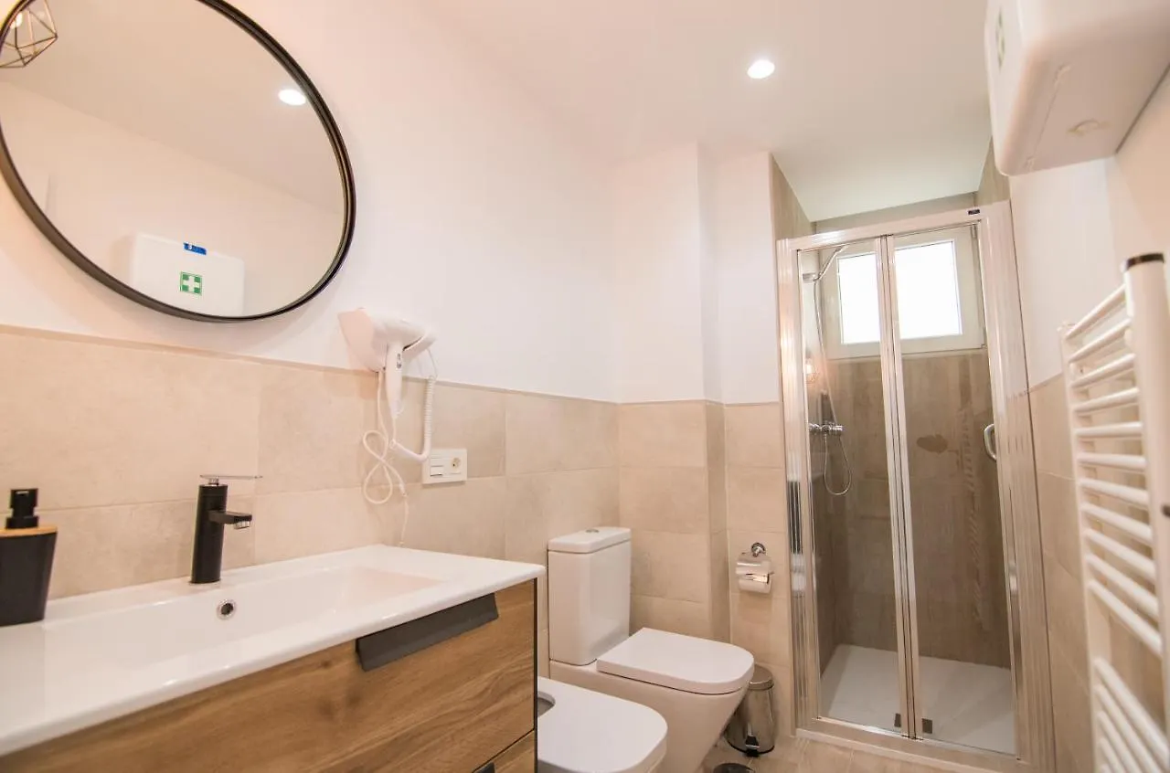 Tuguest Station Apartment Granada